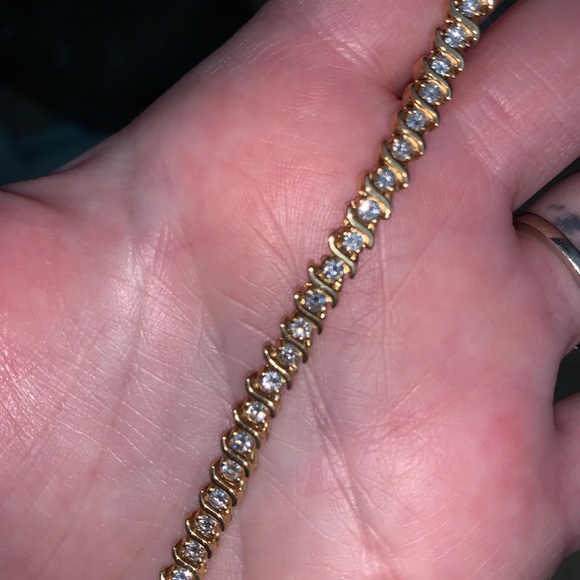 Diamond tennis bracelet - Picture 3 of 4